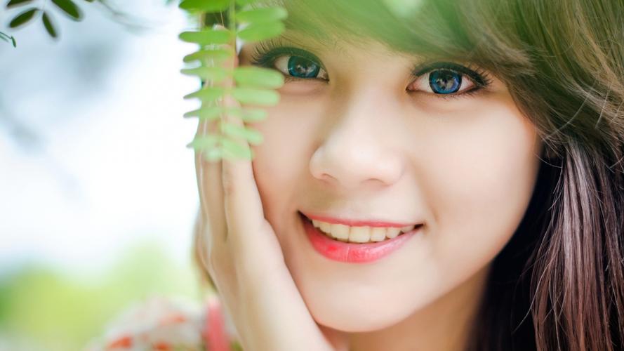 中外学者：西藏自治区60年实践是中国特色解决民族问题的生动例证